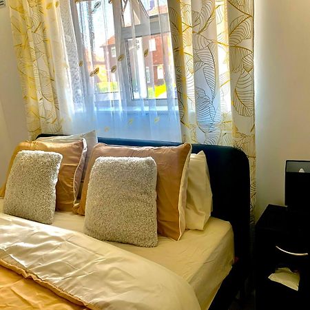Double Room Bentilee Bucknall (Staffordshire) Exterior photo