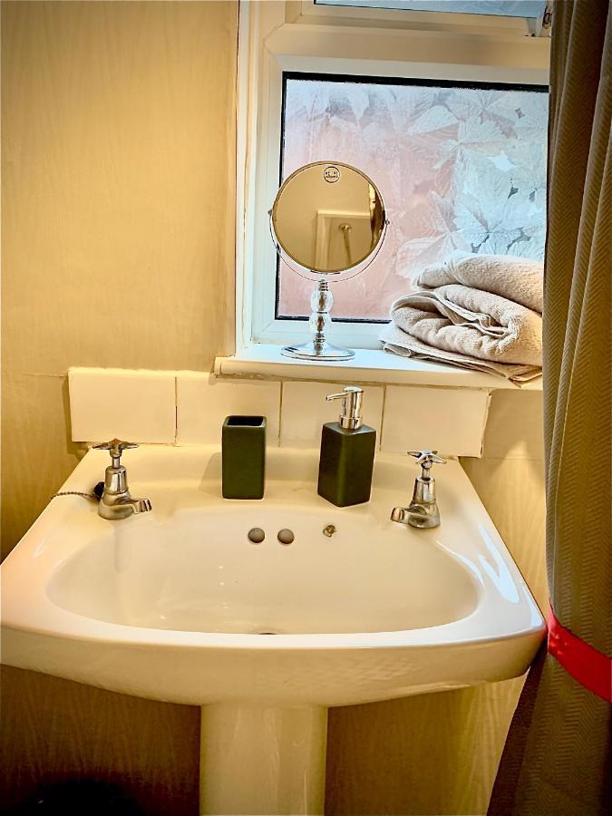 Double Room Bentilee Bucknall (Staffordshire) Exterior photo